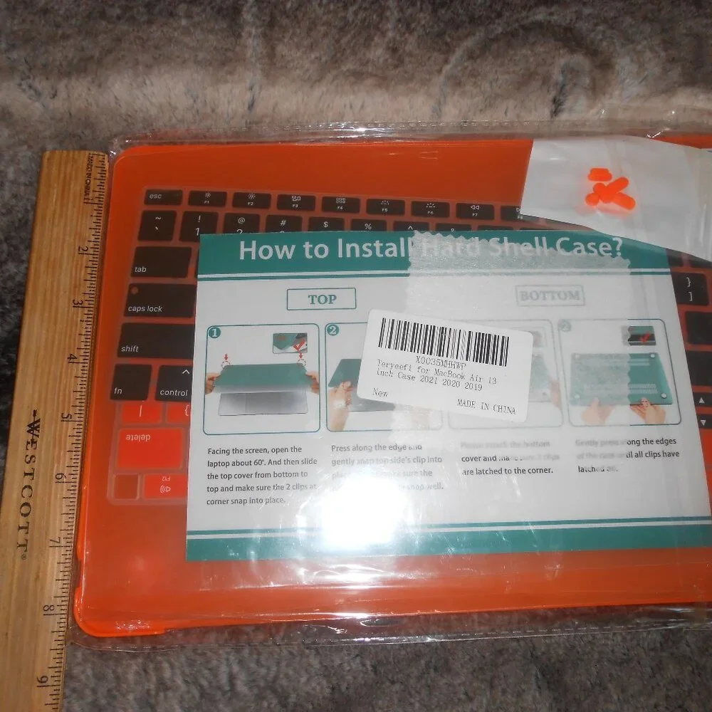 NEW Teryeefi Hard Shell Case 13